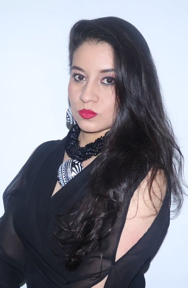 Mónica Calles Miramontes abogada experta en derecho electoral y constitucional, columnista y análisis político-electoral