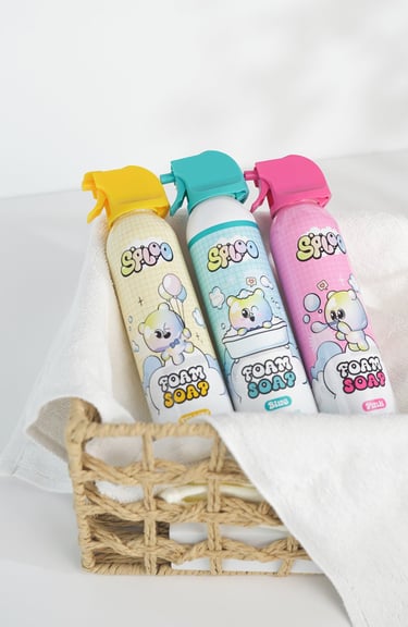 SPLOO Kids colorful foam soap spray for safe bath time