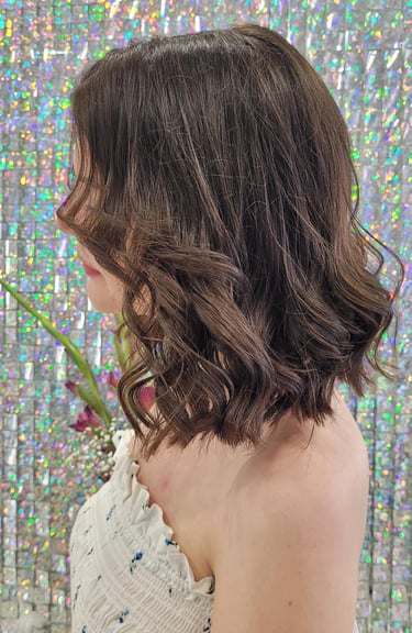 Short wavy bob