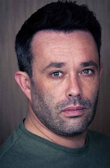 James Yeates, UK-based film and television actor, professional headshot for acting portfolio