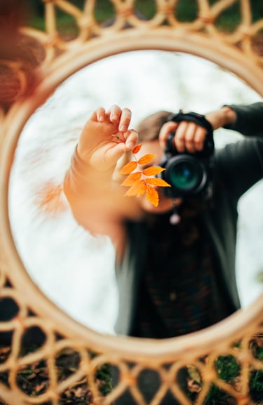 Ursule Leipute Stasioniene photography self portrait in autumn