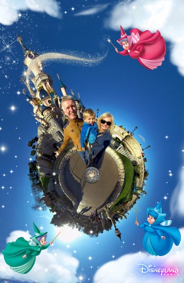 360 degree piicture of family at Disneyland Paris Cinderellas castle