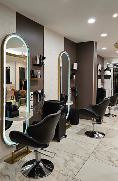 INTERIEUR SALON COIFFURE PRESTIGE