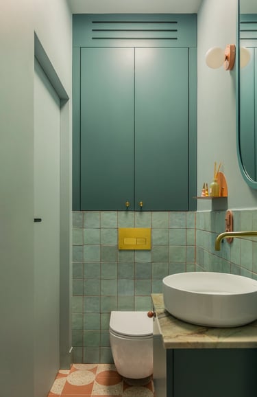 Fotografia architektury: zabudowa meblowa i płytki zellige.