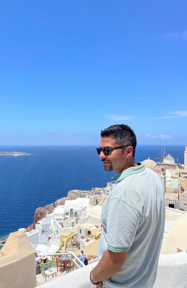 picture of Suraj overlooking the sea