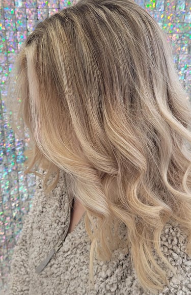 Blonde balayage with waves