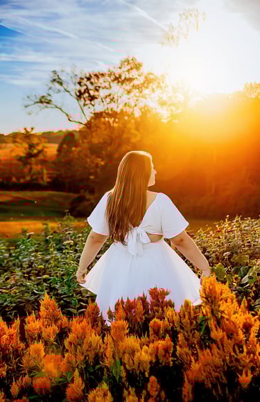 Elizabethtown PA Senior pictures at Country Joy Flowers by a Lititz PA senior picture photographer
