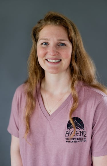 Dr Suzanne Colesar Yerger. Williamsport chiropractor, Pregnancy, sports injury, back pain, headaches