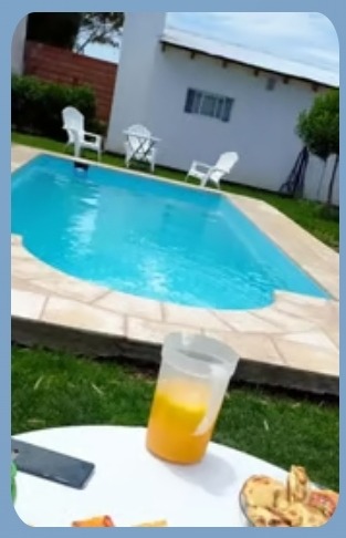 PILETA CLIMATIZADA RODEADA DE NATURALEZA Y TRANQUILIDAD EN ALOJAMIENTO LA HUELLA.