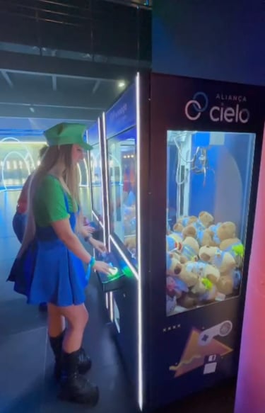 Grua pega brinde personalizada cielo 