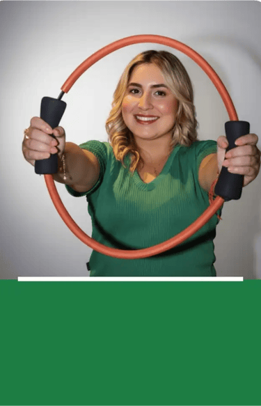 Foto da Fisioterapeuta Luanny Thaynara B. Matinho, profissional de Fisioterapia e Pilates na Clínica Lanna Moraes