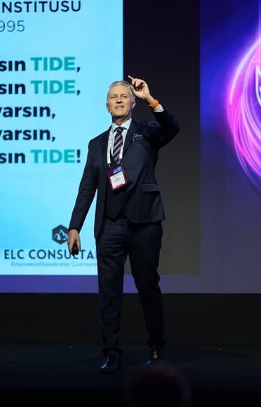 Andy Kovacs from ELC Consultants speaking on the stage at TIDE audit conference about Internal Audit