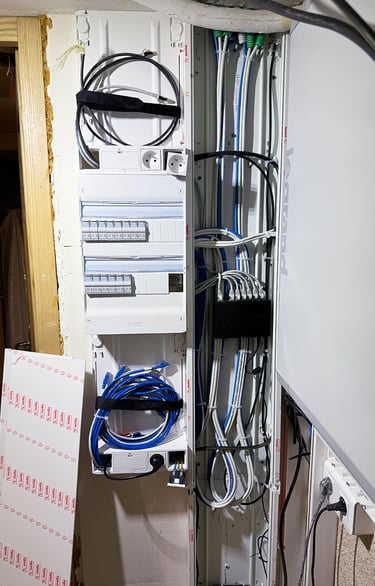tableau électrique rj45 caméras électricien fayeélec