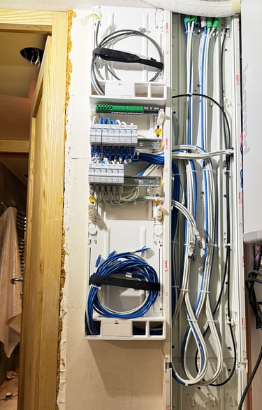 tableau électrique rj45 caméras électricien fayeélec