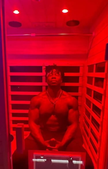 Kyron Holden IFBB Pro Champion in far infrared sauna