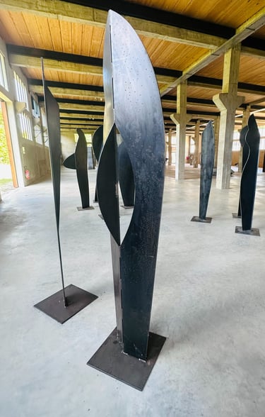 Neuf sœurs, 2024 Tôle d'acier ©16mag