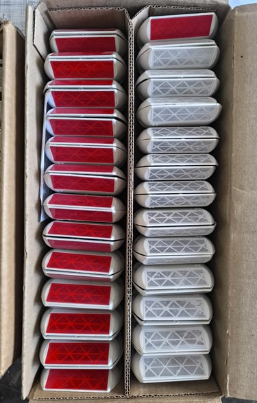 TACHAS BLANCO ROJO