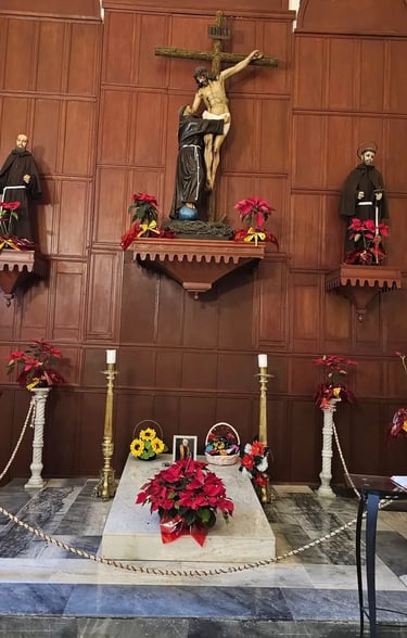 Tumba del siervo de Dios Padre Martin del Campo