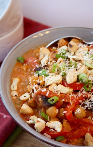 chickpea curry with coconut and cashews