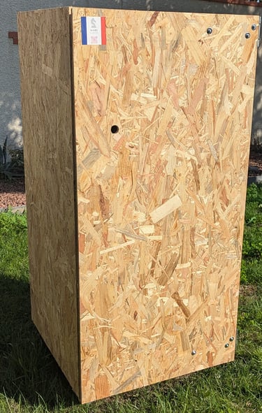 Armoire de sellerie Shet fermée avec étagères