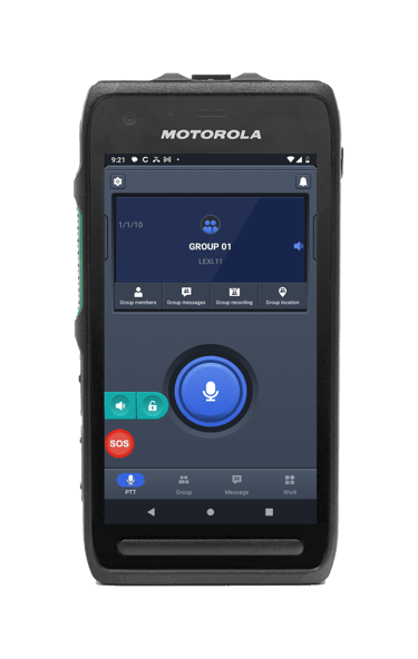 Smartphone de mision critica Motorola LEX L11 mostrando la pantalla de inicio del software RadioPoC