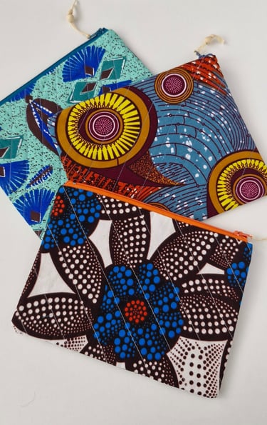 pochette femme en tissu imprimé motif wax