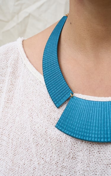 collier sanna bleu canard sesame Orion