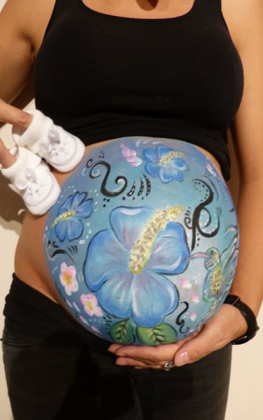 Belly painting femme enceinte