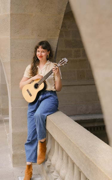 Rebecca Sorensen chantant lors d'un événement privé en Gironde, chanteuse pour mariages et réception