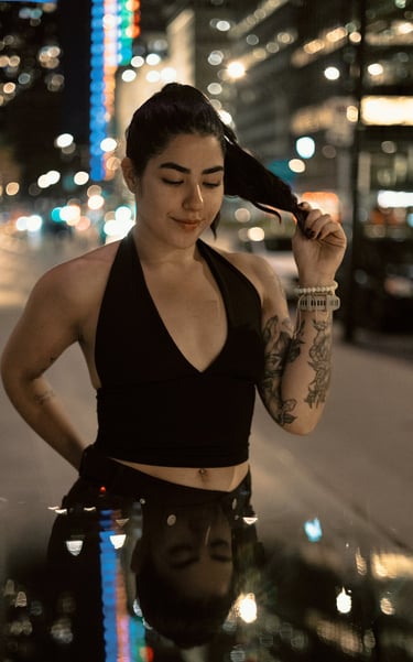 night photography montreal women 