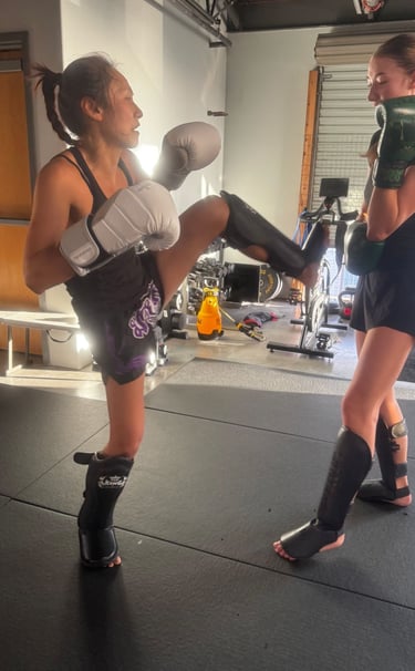 Women's Muay Thai Class In Kona, HI