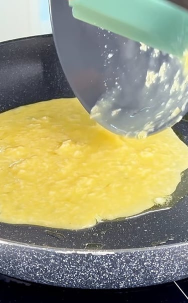 Cook your savory omelette