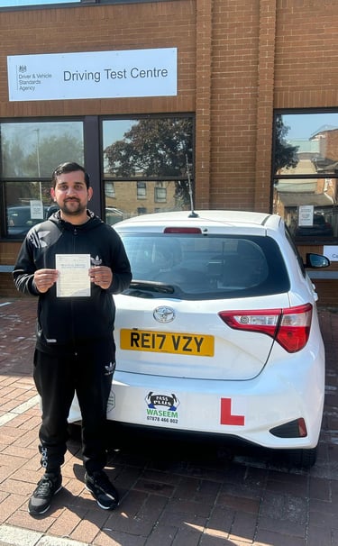 Rehman passed his driving test with Let's Pass 1st driving school in Morden Test Center. 