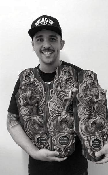 Tatuador Victor Losni com prêmios em realismo preto e branco