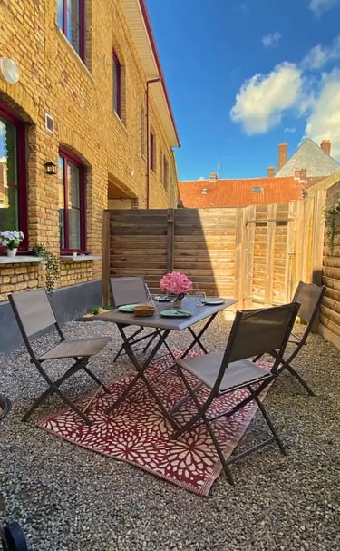 Private outdoor terrace, corporate accommodation in Saint-Omer