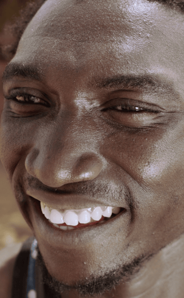 Ouagadougou Burkina Faso Court métrage Les Débrouillards vendeur ambulant