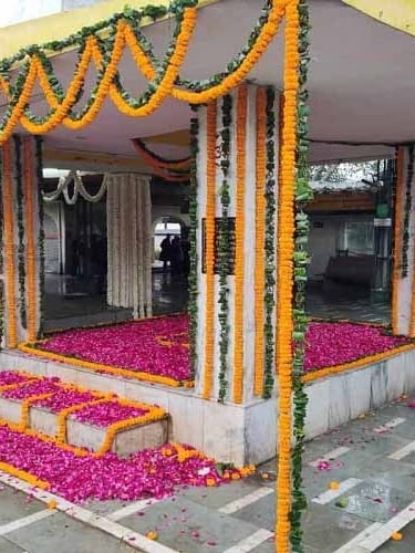 shamshan ghat sector 94 noida
