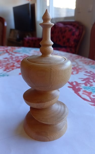 Boite désaxée en hêtre