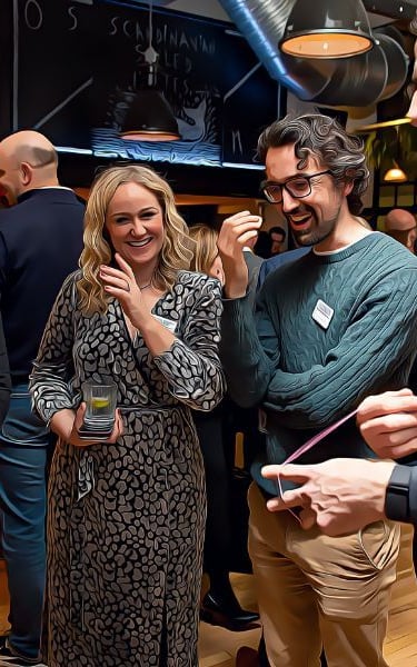 CORPORATE EVENT MAGICIAN