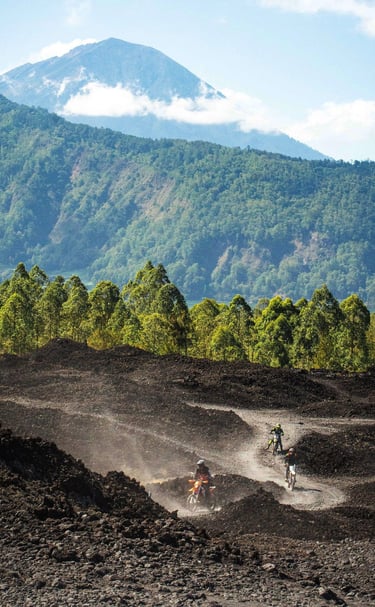 Bali Ubud volcano dirt bike tour