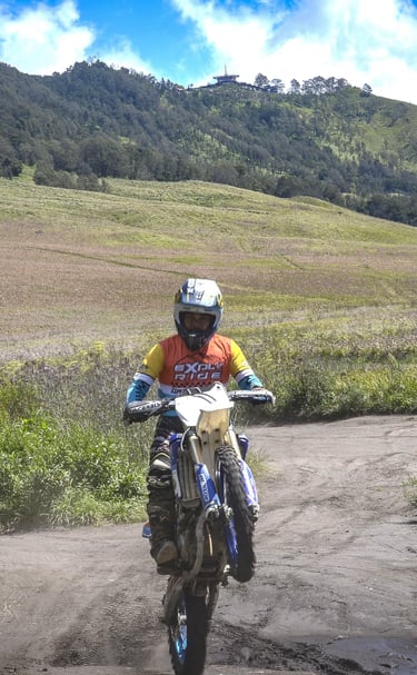 Bromo Dirt Bike Tour