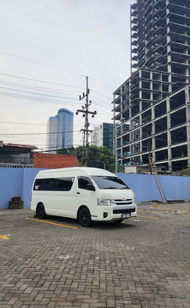 Sewa Mobil DI malang