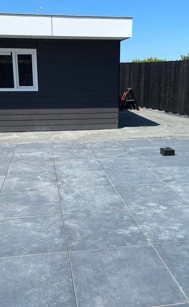 Een tuin aangelegd door Betsema Bestrating