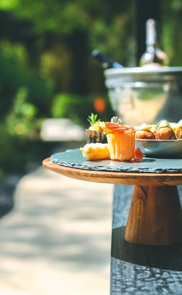 raffinement, art de vivre à la française, élégance des réception dans des hôtels de luxe