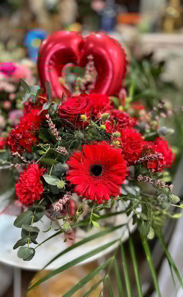 valentine's day sabinillas floristeria violeta sabinillas