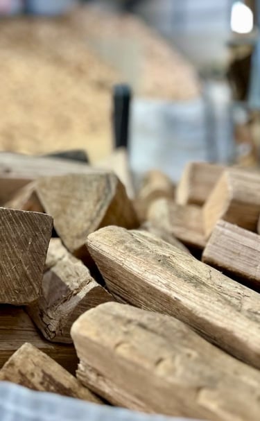 Efficient clean burning Woodsure Approved hardwood