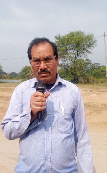 manihar Singh Nirala with Mic