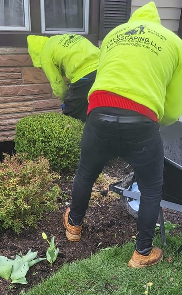 Residential lawn mowing service Fairfield OH