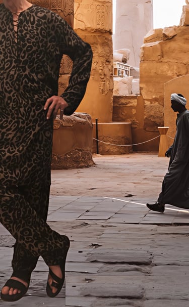 Modelo: Roger No. 1 – Material: Algodón – Color: estampado leopardo negro y café – Ojales: metálico