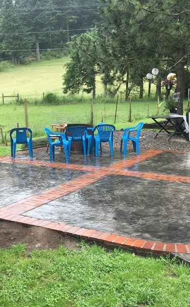 Outdoor patio and entertaining pad